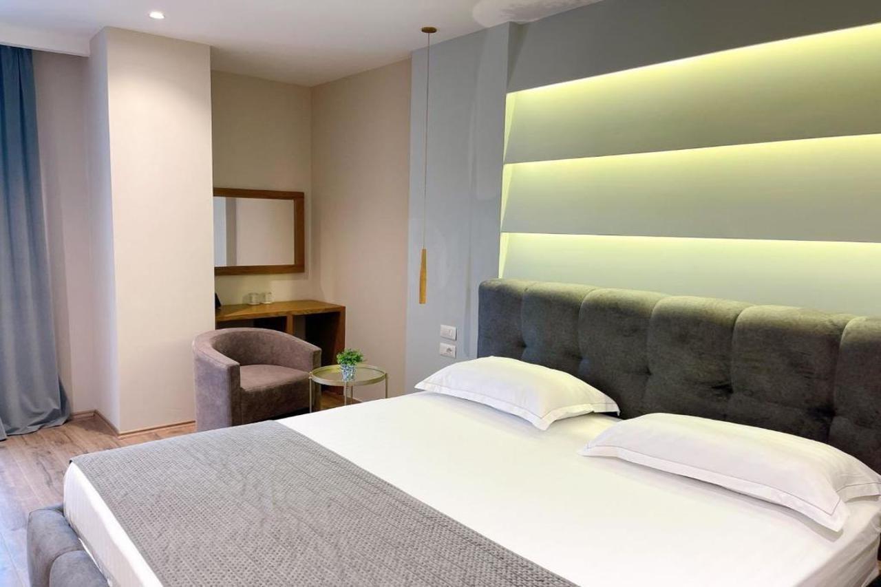 Light Hotel Yzberishti Dış mekan fotoğraf